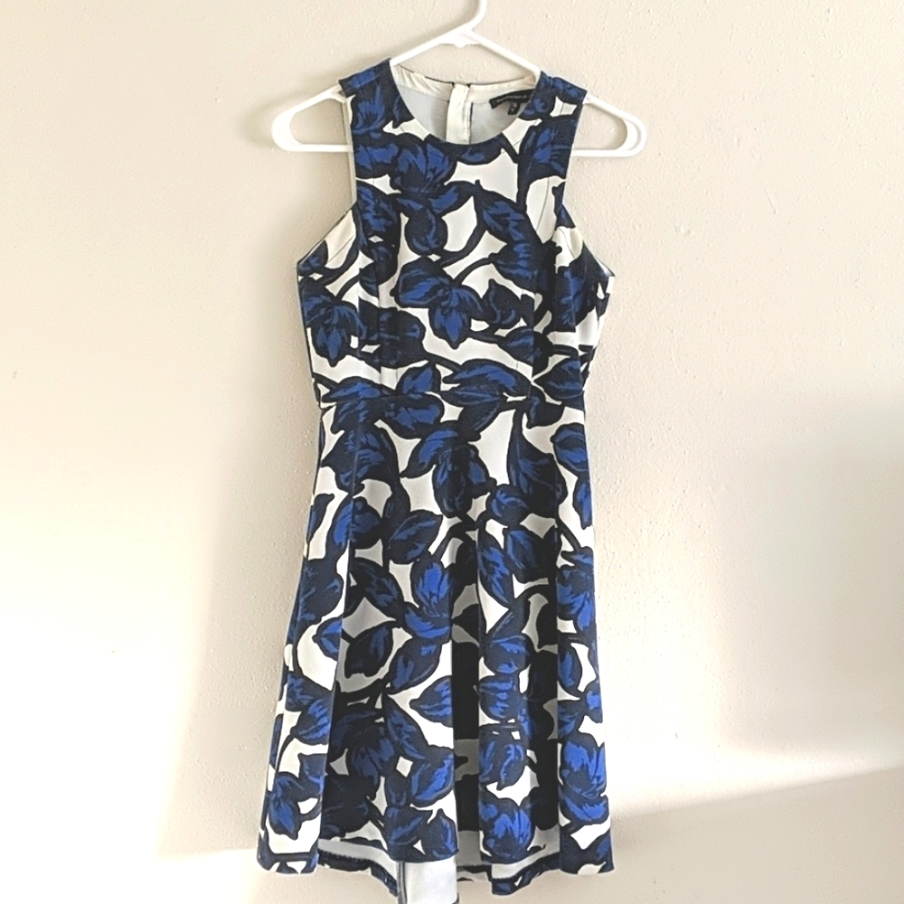 Banana Republic High-Low dress with pockets!